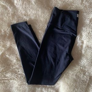 Vuori clean elevation heather navy leggings s